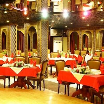 The George By Saffron, Creek होटल