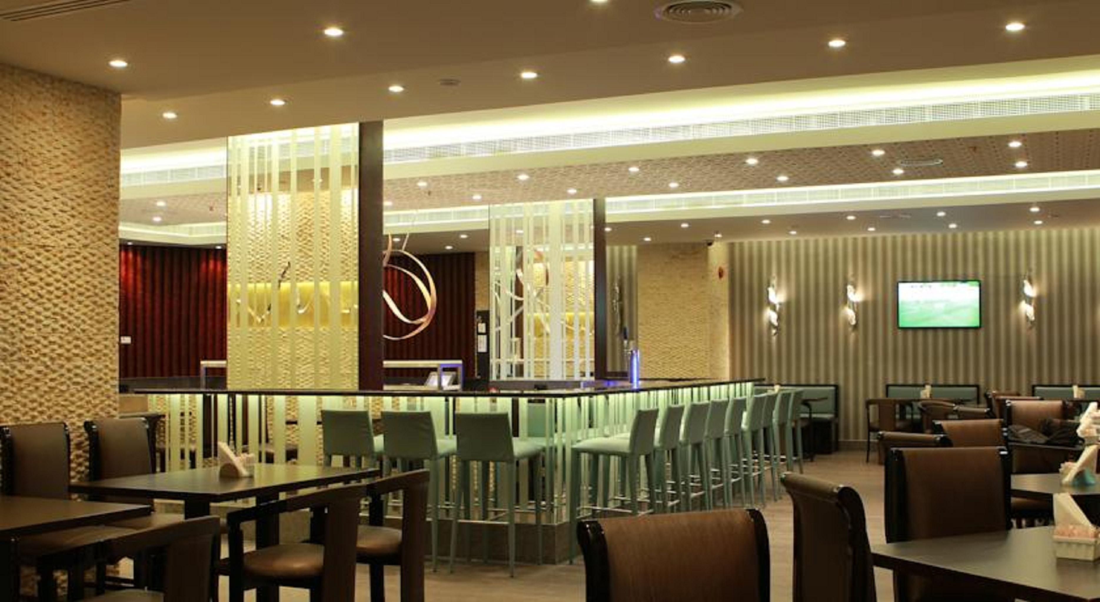 Готель The George By Saffron, Creek Дубай