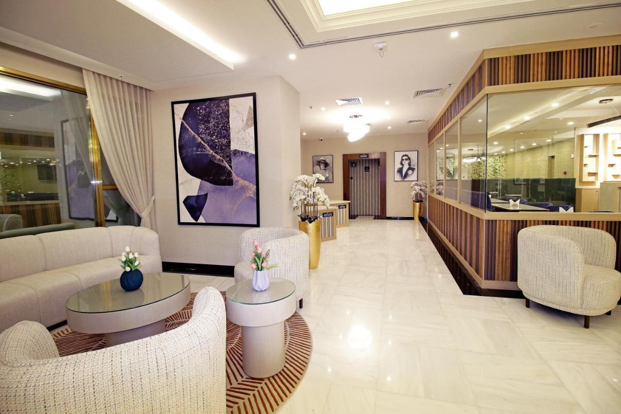 The George By Saffron, Creek Отель 3*