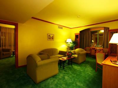 The George By Saffron, Creek 3* Дубай